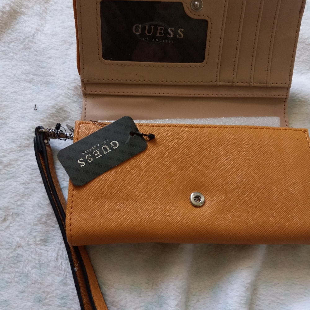 Guess Wallet